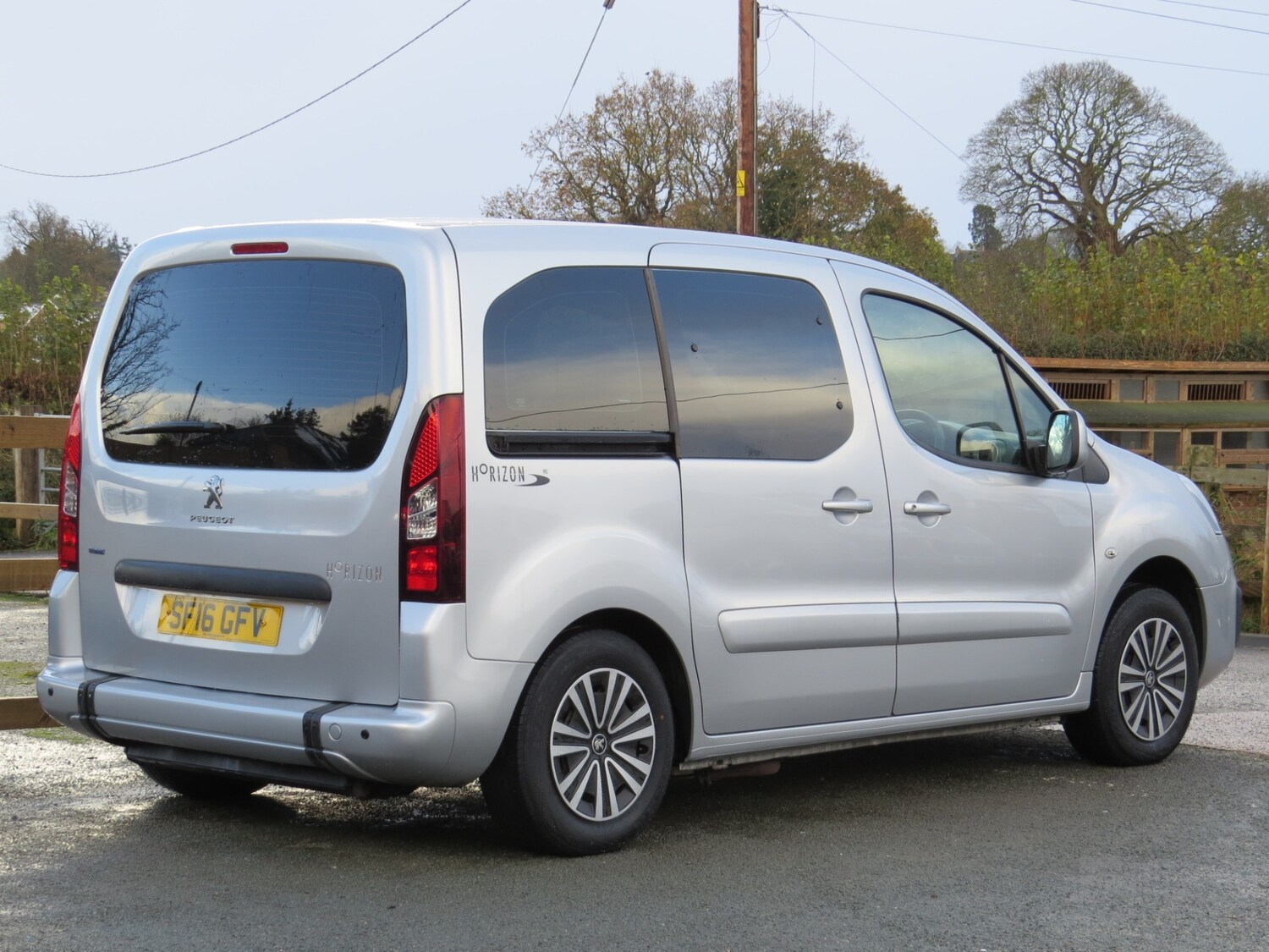 Used Peugeot Partner Tepee 2016 for sale - 76517638: Photo 10