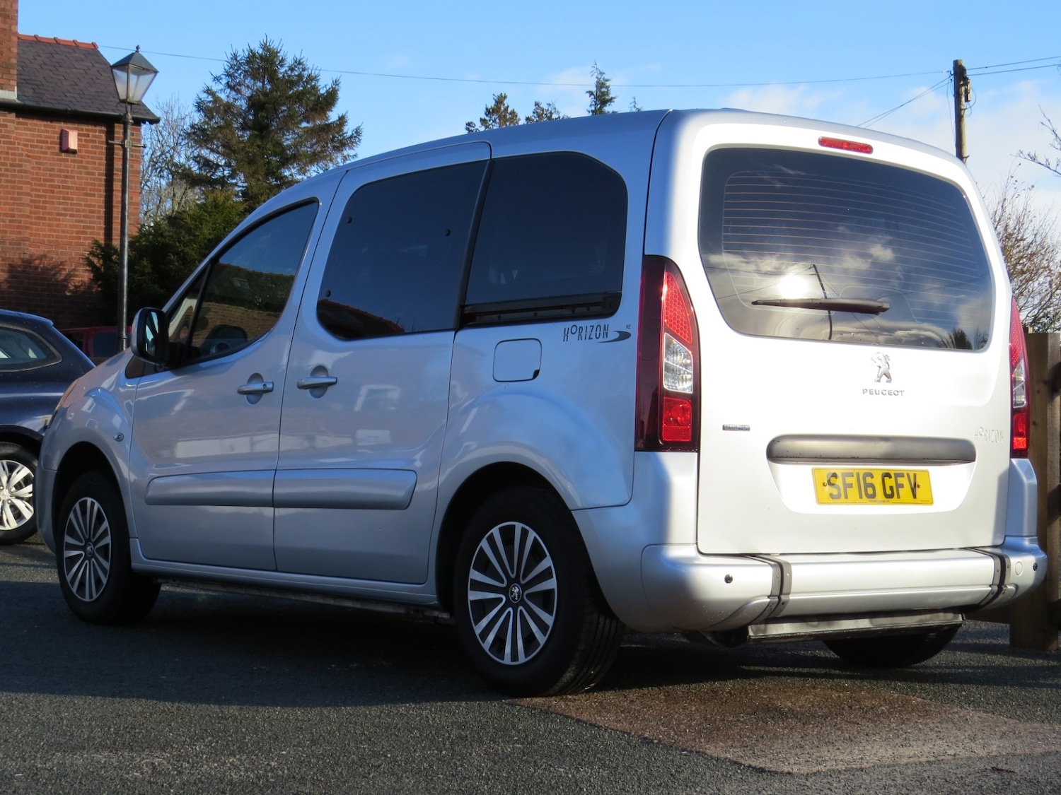 Used Peugeot Partner Tepee 2016 for sale - 76517638: Photo 12