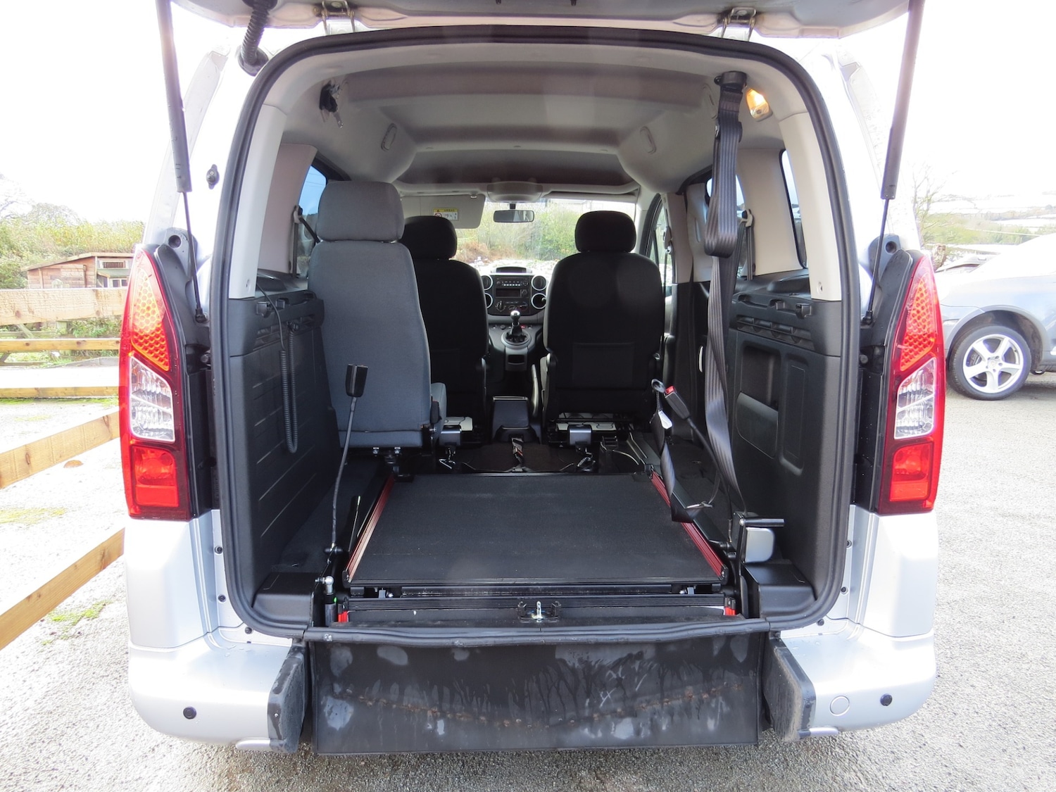 Used Peugeot Partner Tepee 2016 for sale - 76517638: Photo 21