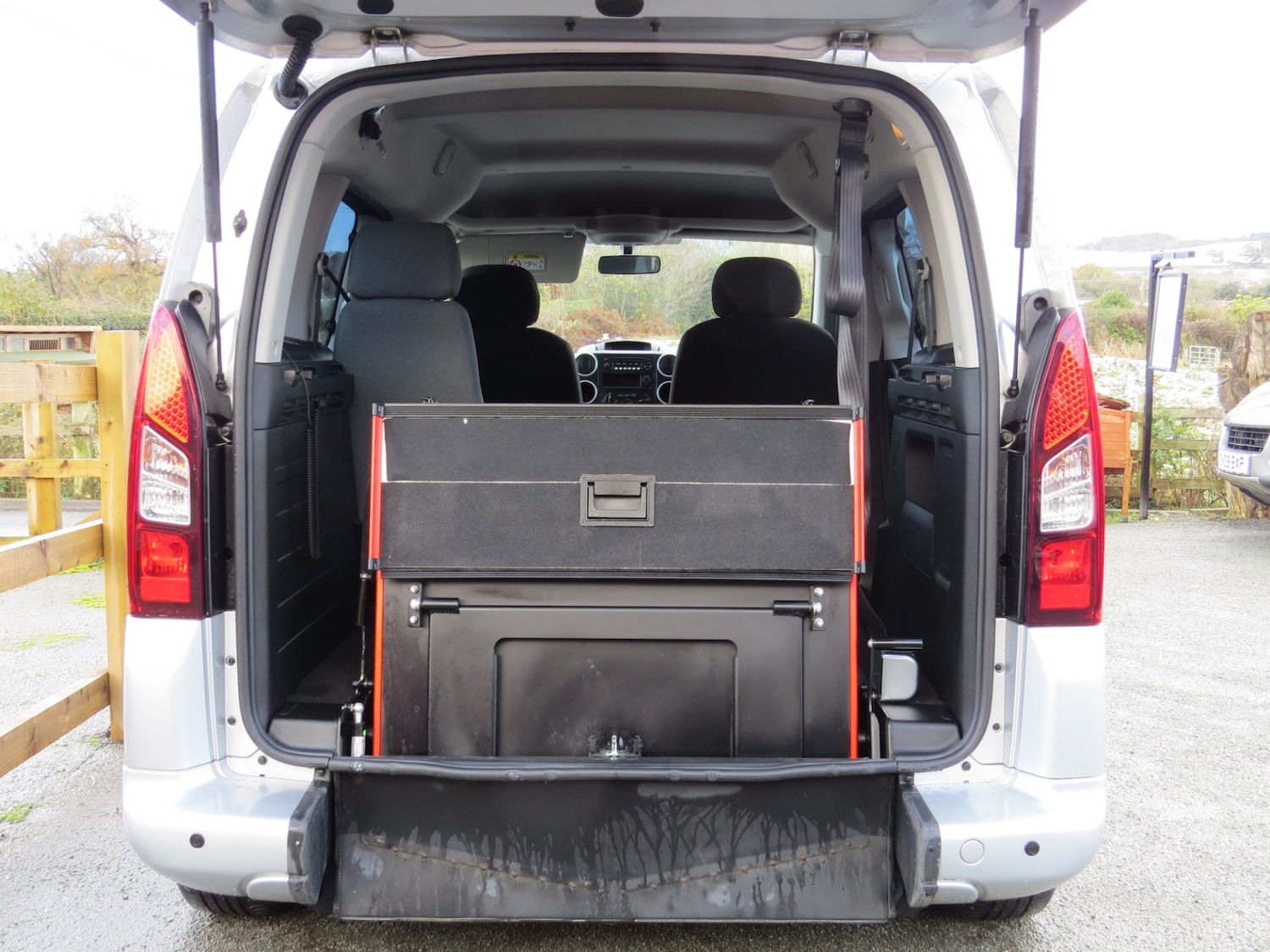 Used Peugeot Partner Tepee 2016 for sale - 76517638: Photo 24