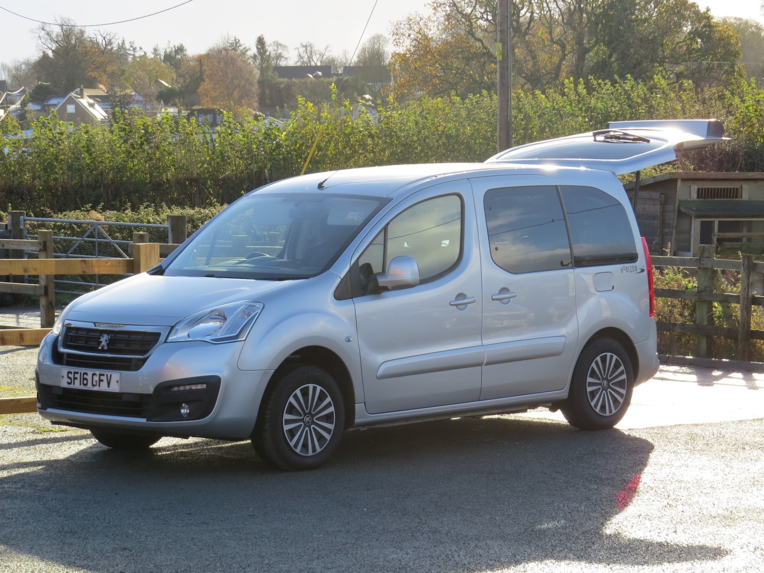 Used Peugeot Partner Tepee 2016 for sale - 76517638: Photo 5
