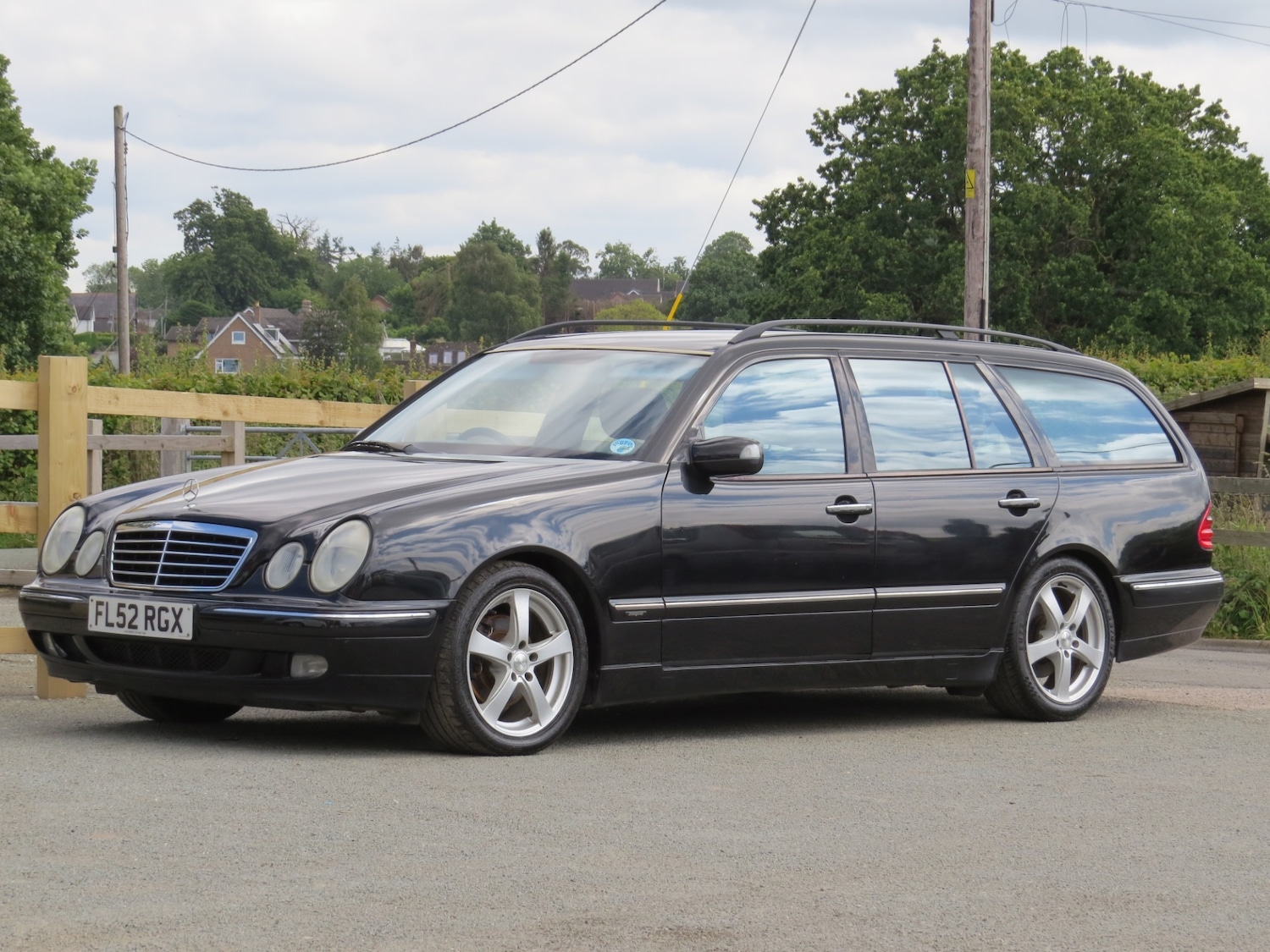 Used Mercedes-Benz E Class 2002 for sale - 76262699: Photo 22