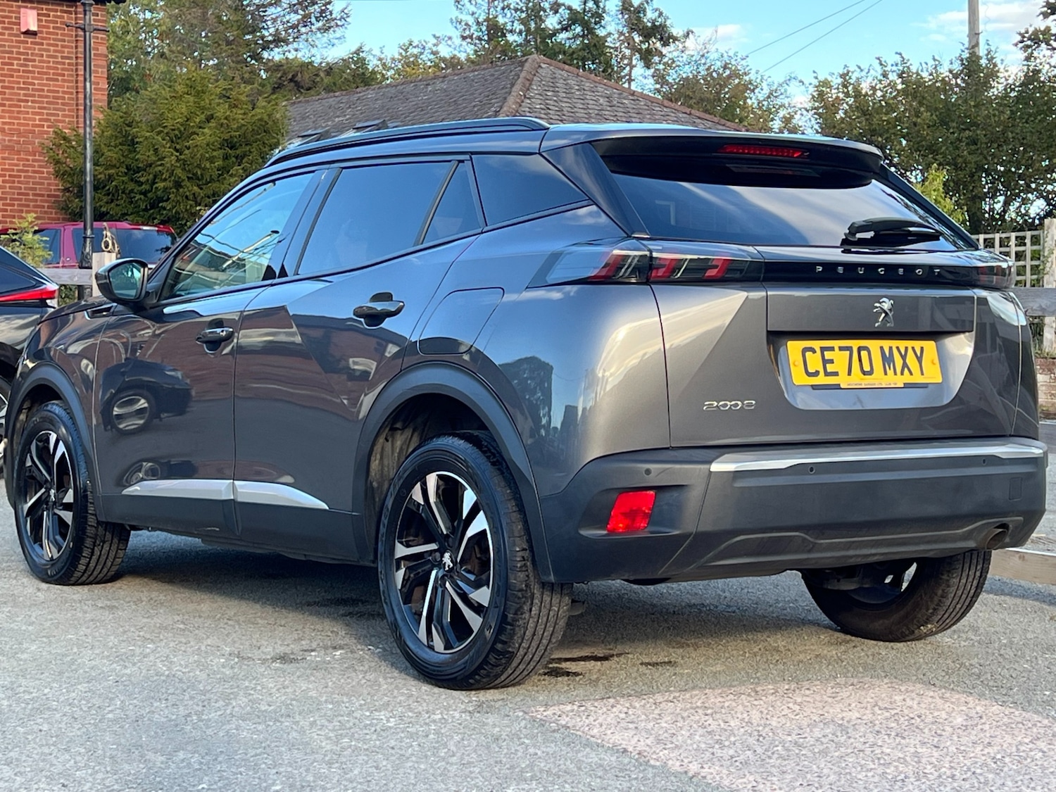 Used Peugeot 2008 2020 for sale - 76157314: Photo 9
