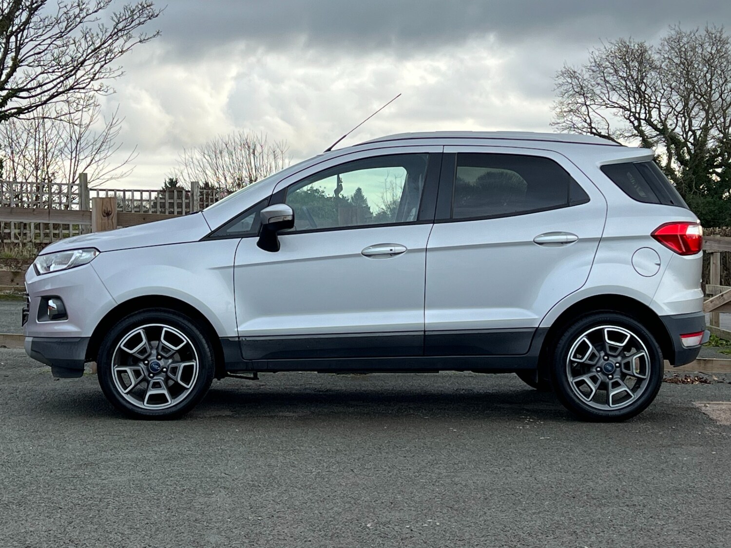 Used Ford Ecosport 2015 for sale - 76858716: Photo 24