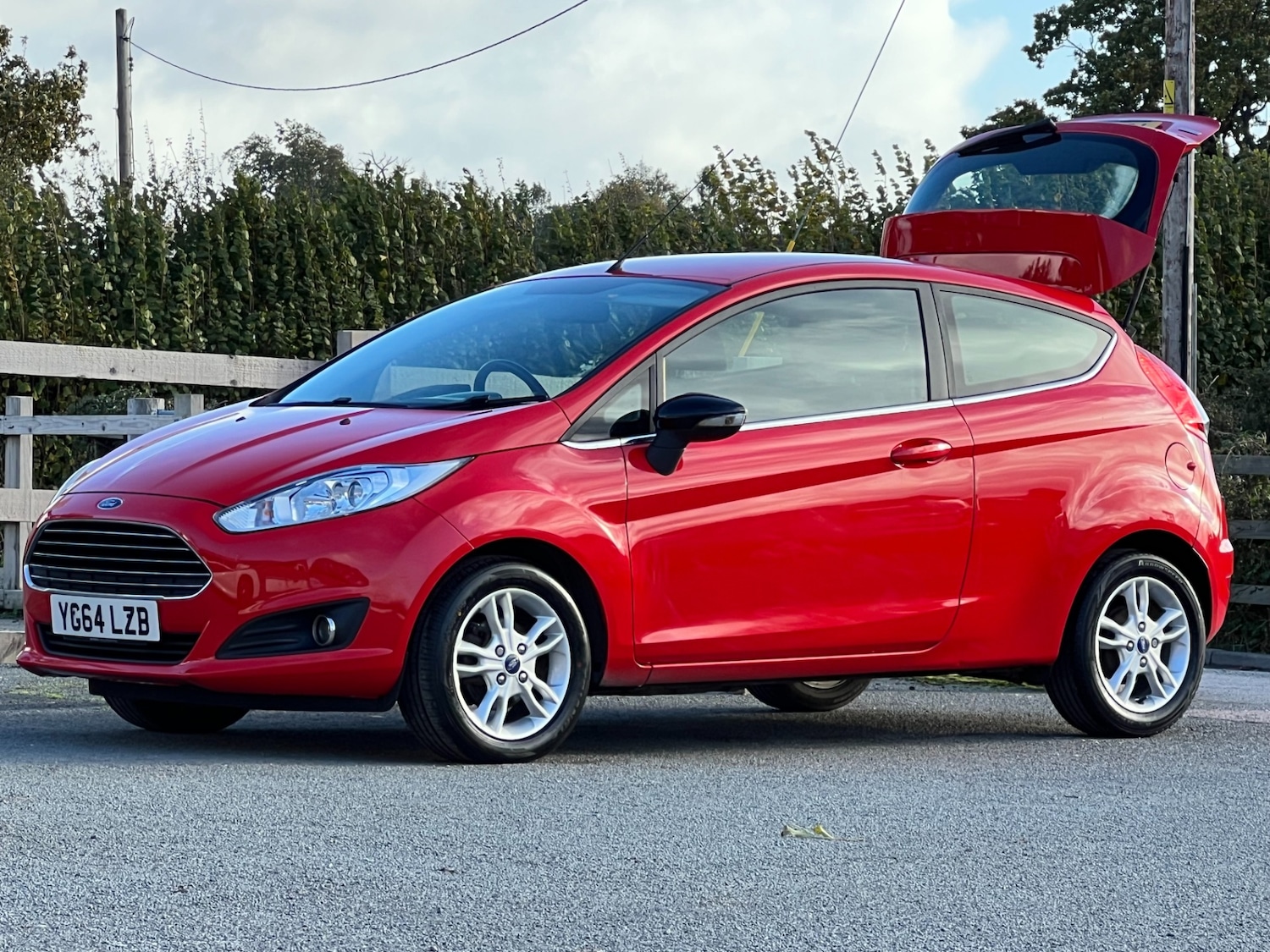 Used Ford Fiesta 2014 for sale - 76382480: Photo 4