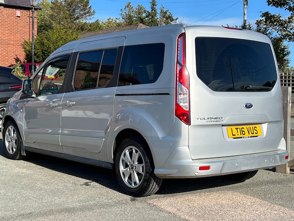 Used Ford Grand Tourneo Connect 2016 for sale - 76156380: Photo 10