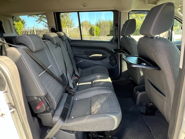 Used Ford Grand Tourneo Connect 2016 for sale - 76156380: Photo 27