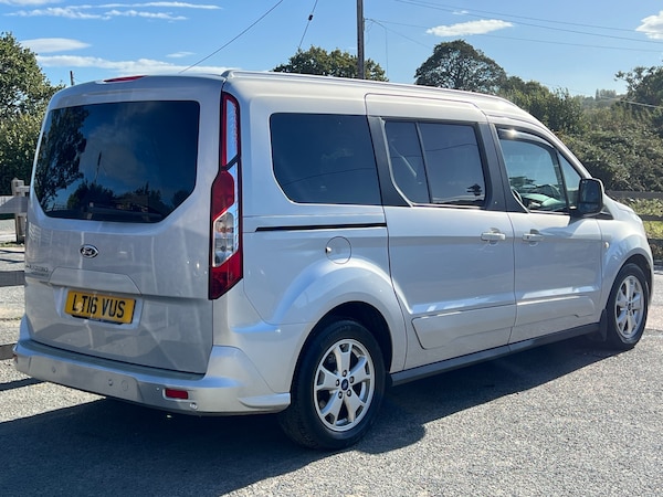 Used Ford Grand Tourneo Connect 2016 for sale - 76156380: Photo 8