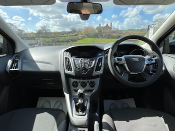 Used Ford Focus 2013 for sale - 77947002: Photo