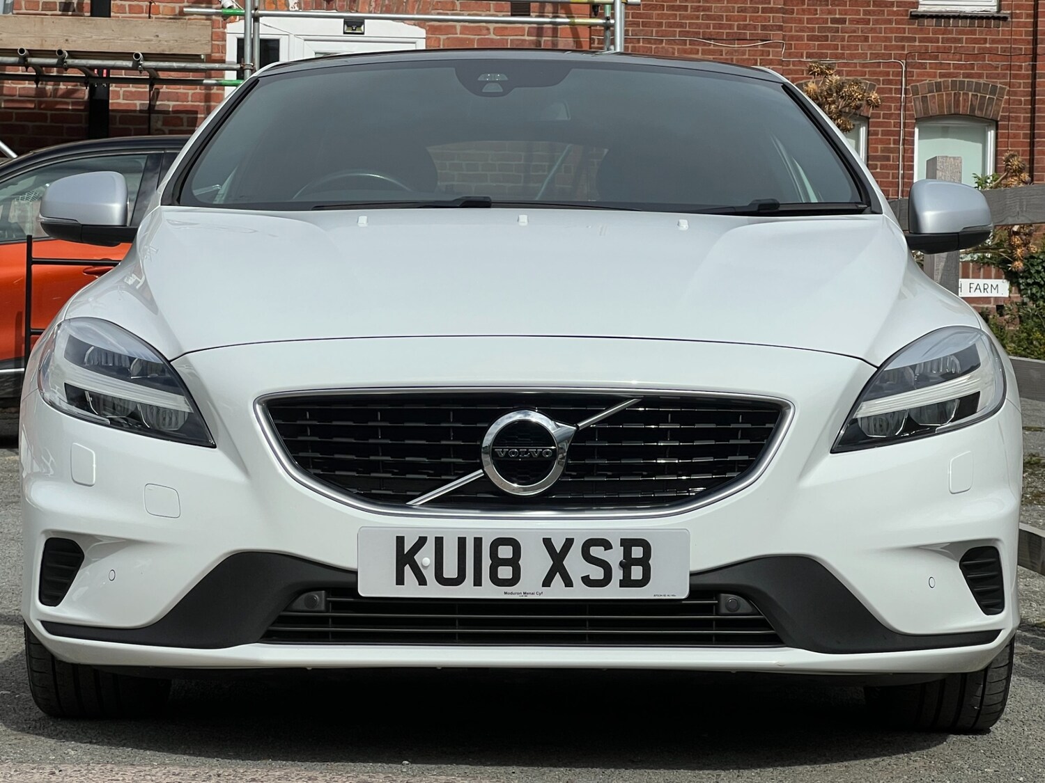 Used Volvo V40 2018 for sale - 75995883: Photo 10