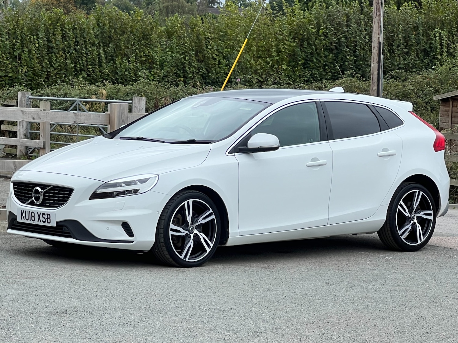 Used Volvo V40 2018 for sale - 75995883: Photo 19