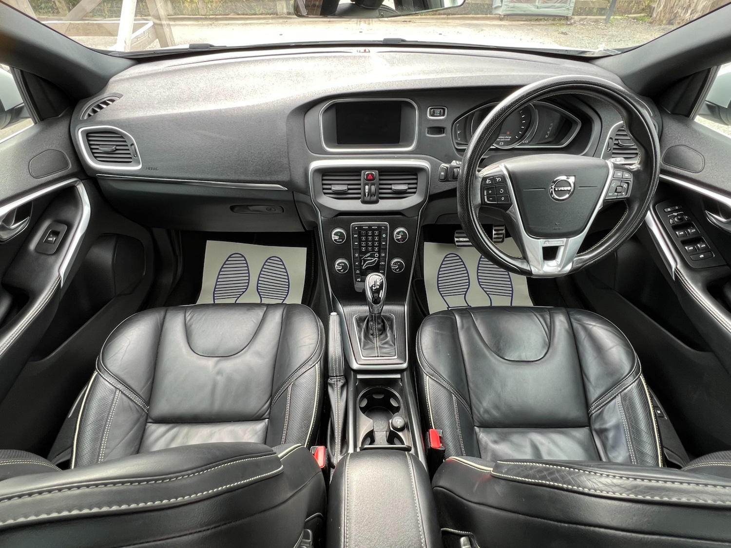 Used Volvo V40 2018 for sale - 75995883: Photo 27