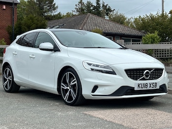 Used Volvo V40 2018 for sale - 75995883: Photo 4