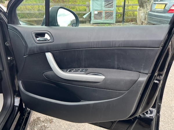 Used Peugeot 308 SW 2012 for sale - 74651853: Photo 26