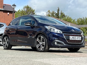 Used Peugeot 208 2015 for sale - 77378990: Photo