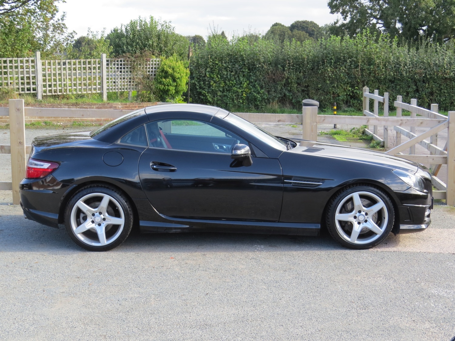 Used Mercedes-Benz SLK 2011 for sale - 76015378: Photo 6