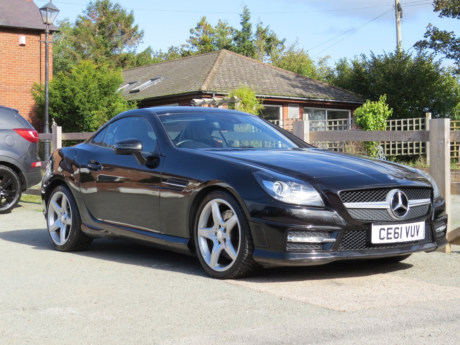 Used Mercedes-Benz SLK 2011 for sale - 76015378: Photo 7