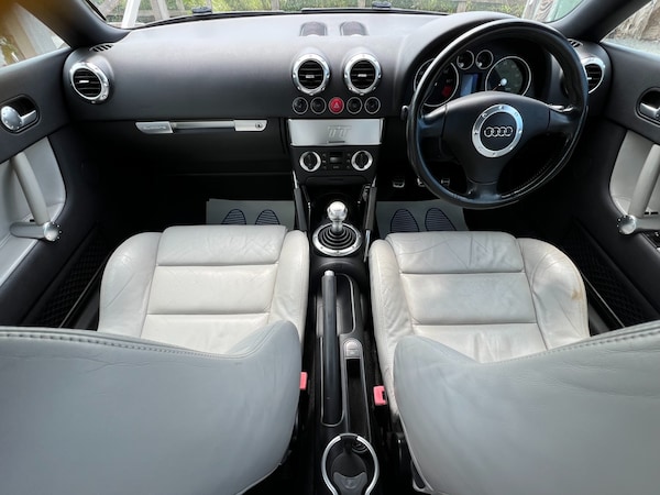 Used Audi TT 2005 for sale - 74468207: Photo 15