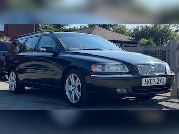 Used Volvo V70 2007 for sale - 76392355: Photo