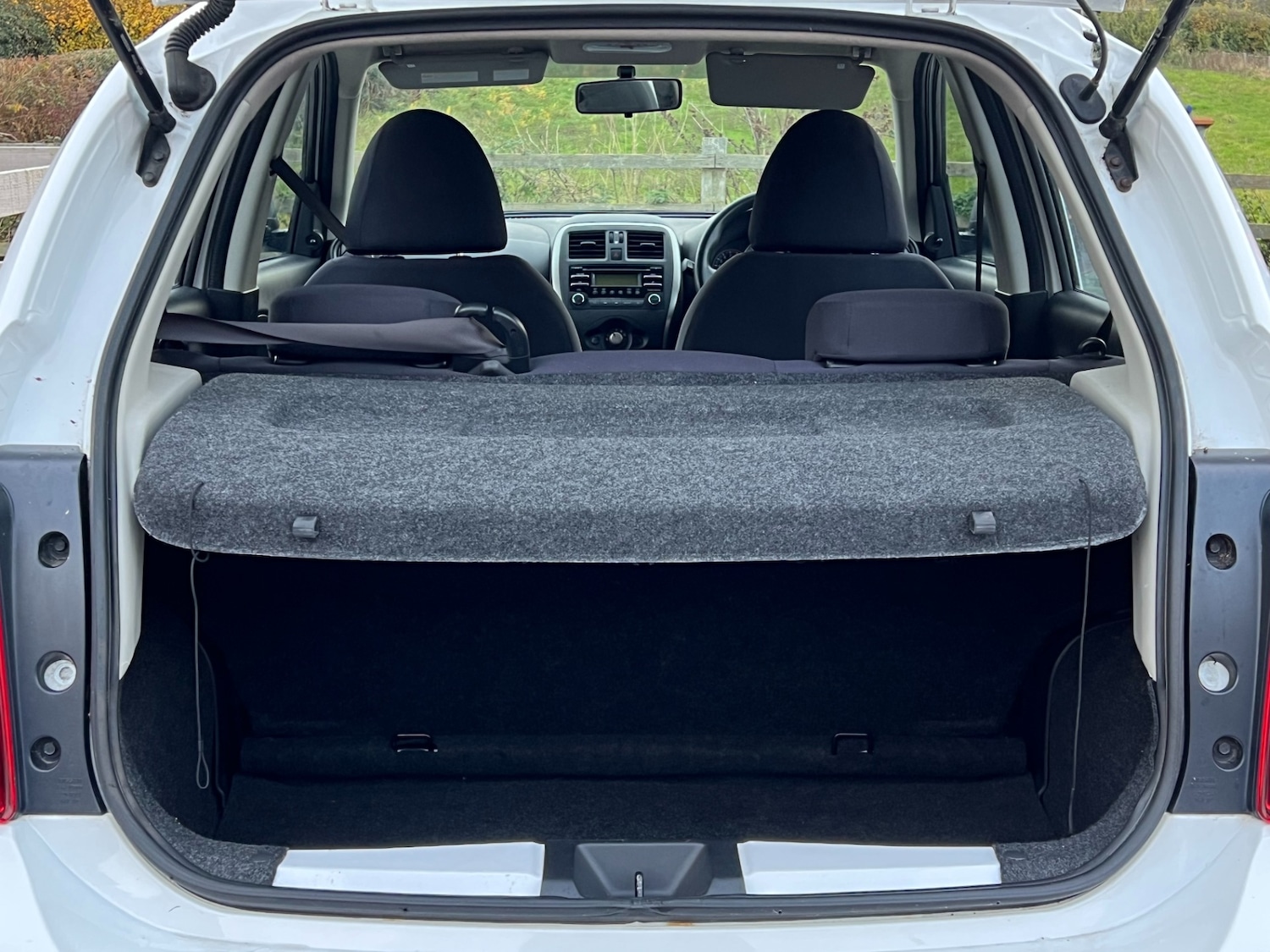 Used Nissan Micra 2015 for sale - 76476987: Photo 14