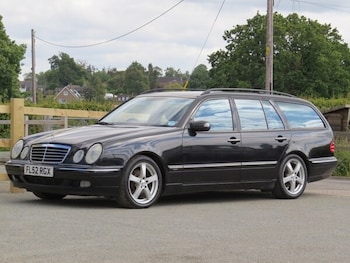 Used Mercedes-Benz E Class 2002 for sale - 79311427: Photo