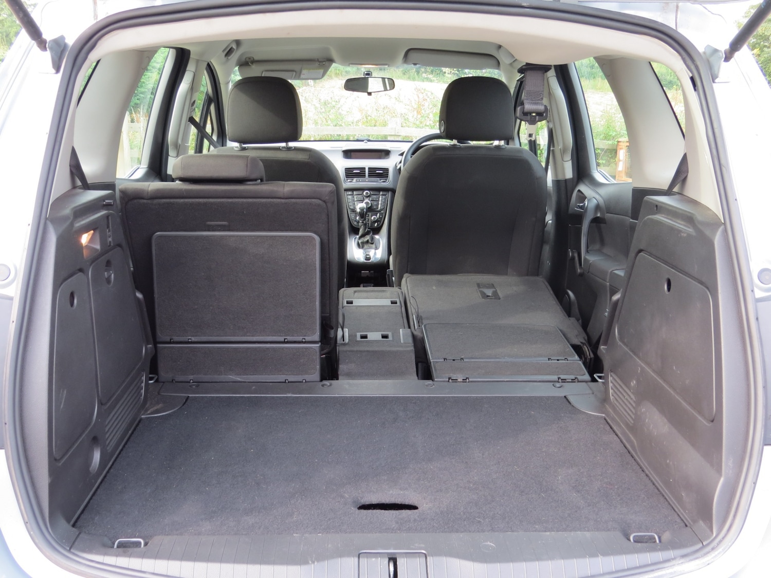 Used Vauxhall Meriva 2011 for sale - 76037873: Photo 18