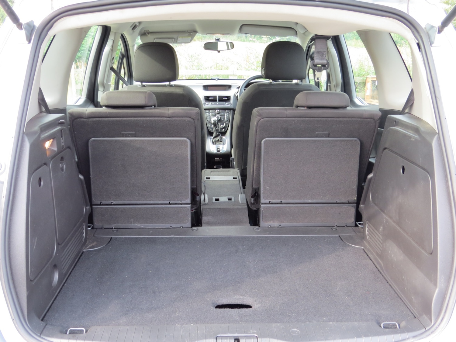 Used Vauxhall Meriva 2011 for sale - 76037873: Photo 19