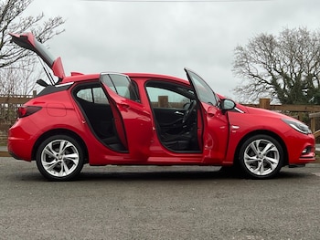 Used Vauxhall Astra 2017 for sale - 77220552: Photo