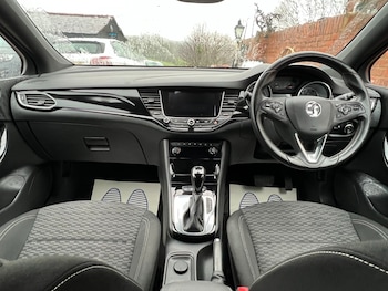 Used Vauxhall Astra 2017 for sale - 77220552: Photo