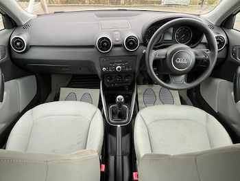 Used Audi A1 2011 for sale - 77221071: Photo