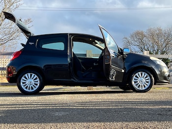 Used Renault Clio 2011 for sale - 77198069: Photo