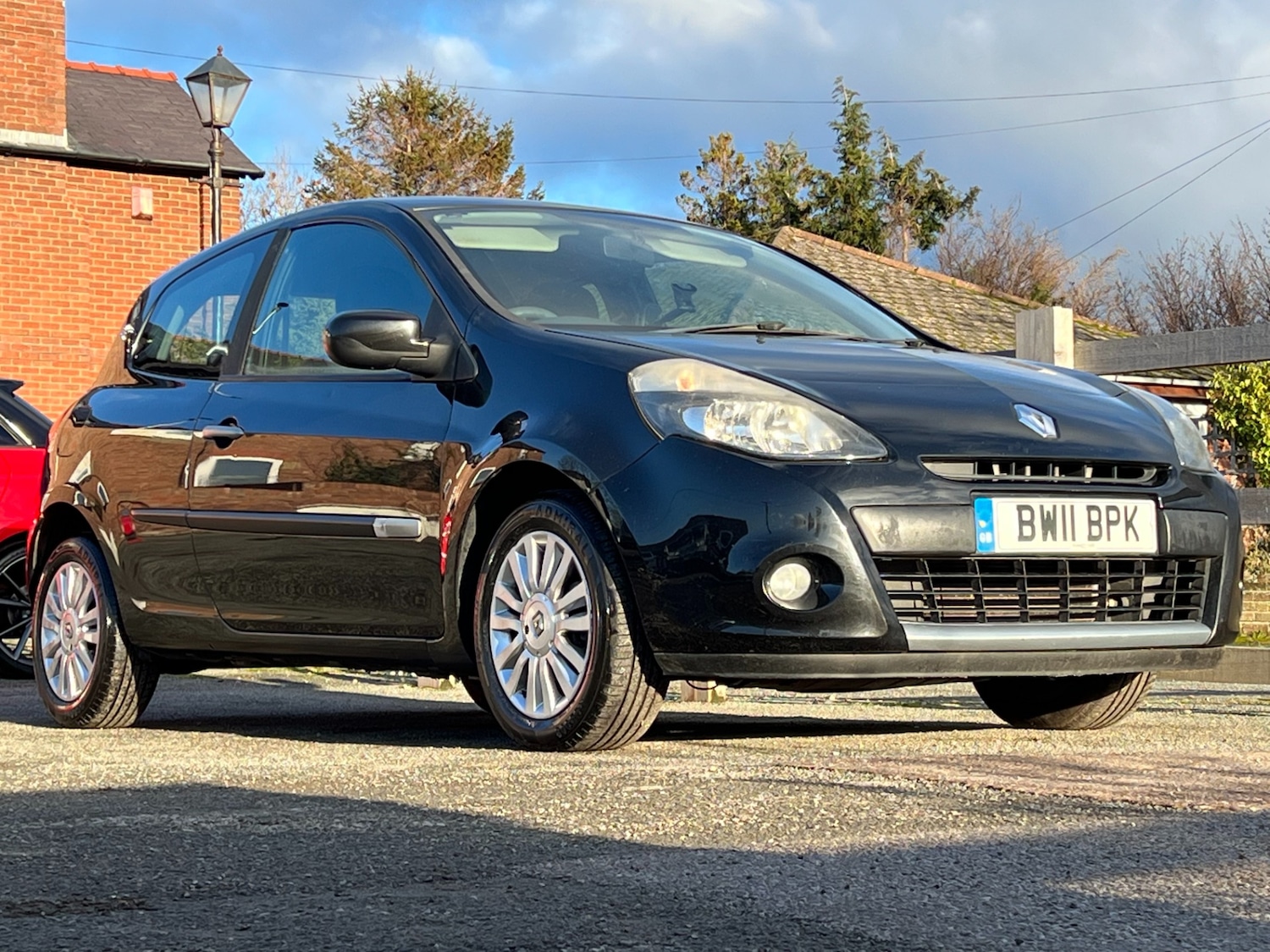 Used Renault Clio 2011 for sale - 77198069: Photo 5