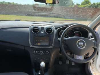 Used Dacia Sandero Stepway 2014 for sale - 74665032: Photo