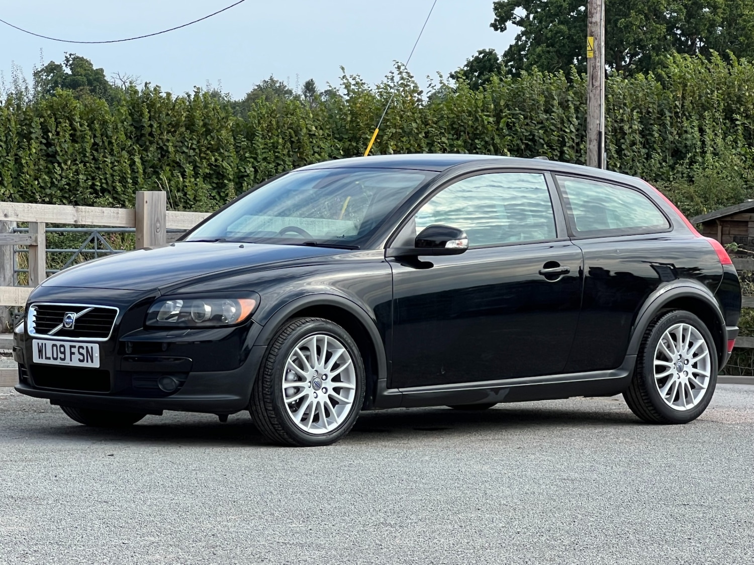 Used Volvo C30 2009 for sale - 75514336: Photo 1