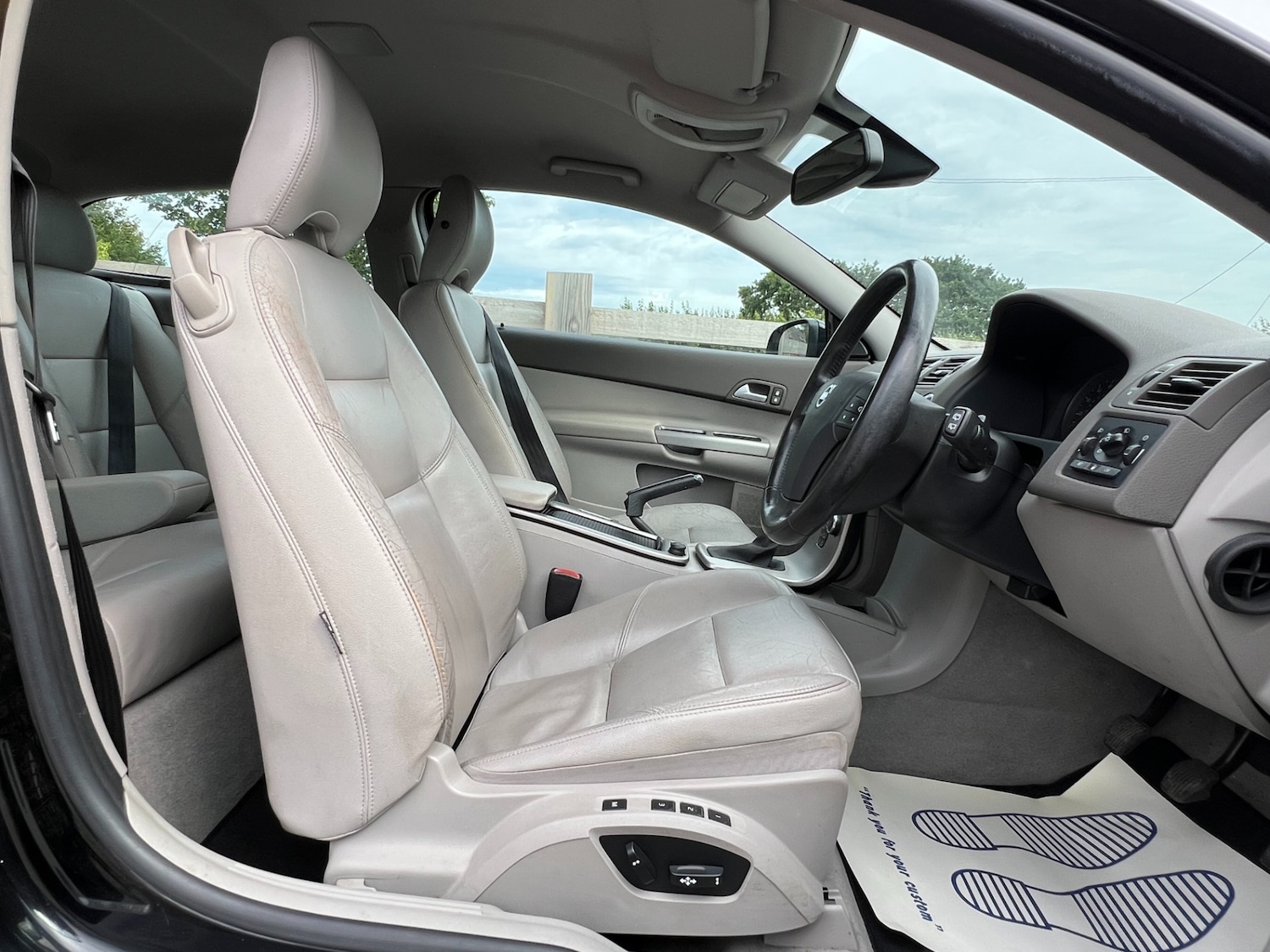 Used Volvo C30 2009 for sale - 75514336: Photo 8