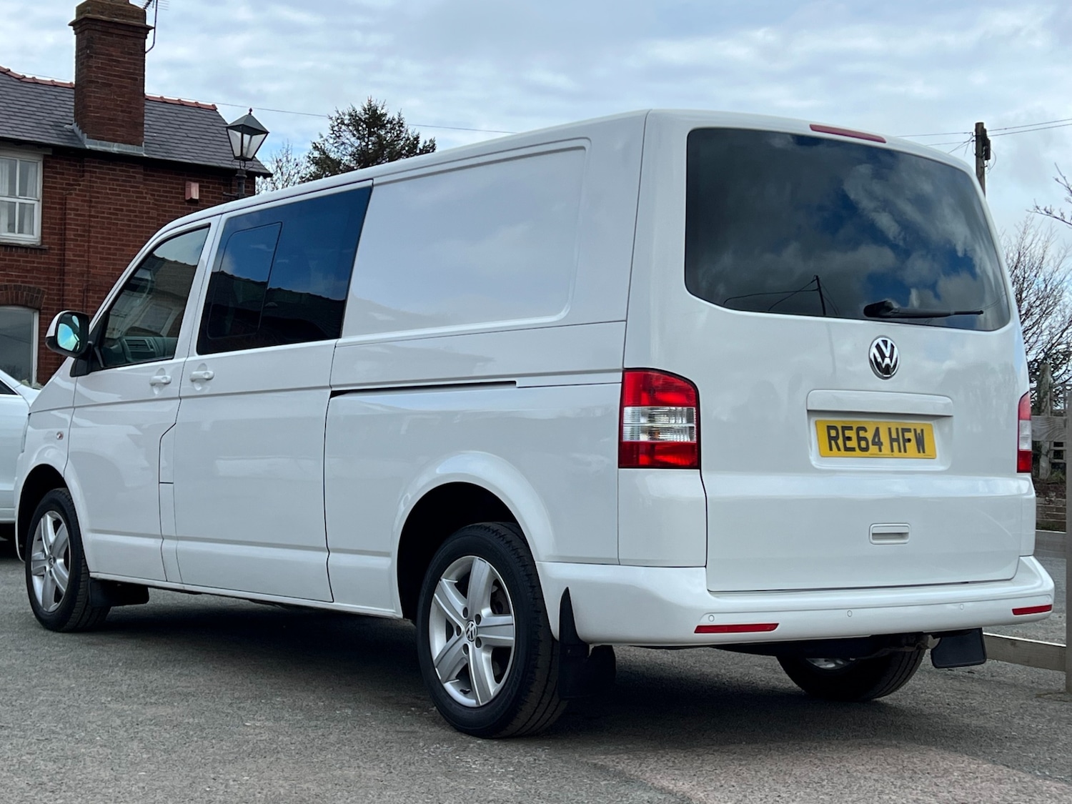 Used Volkswagen Transporter 2015 for sale - 77997600: Photo 12