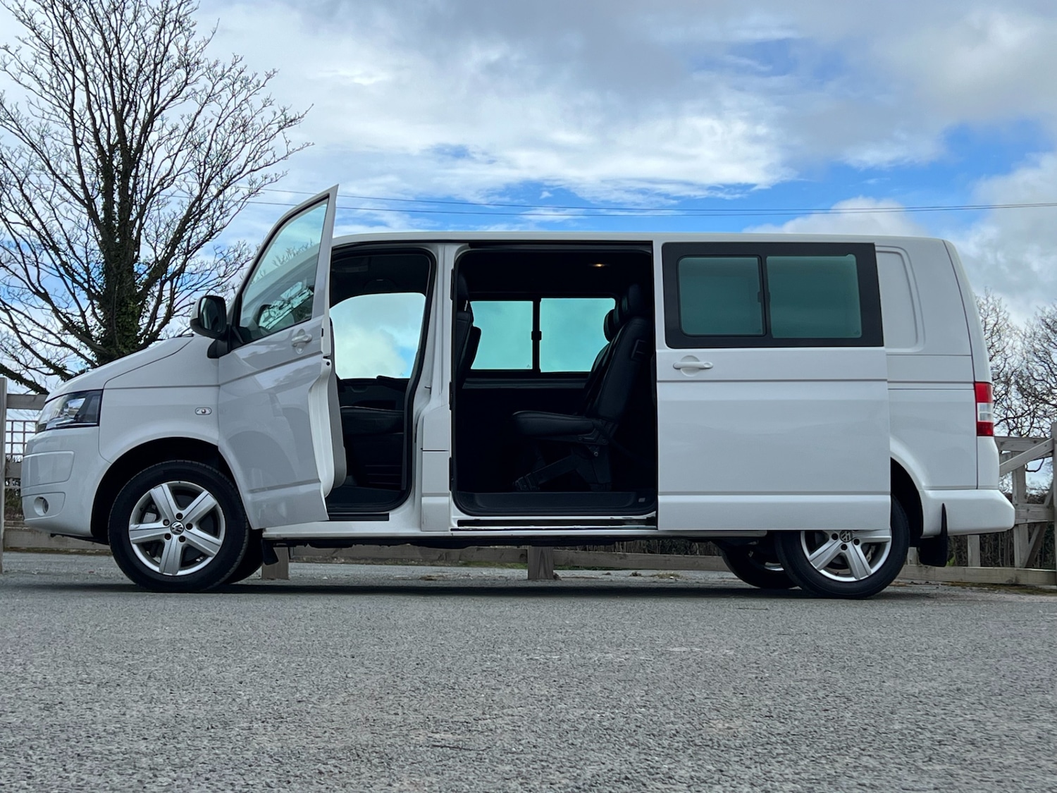 Used Volkswagen Transporter 2015 for sale - 77997600: Photo 21