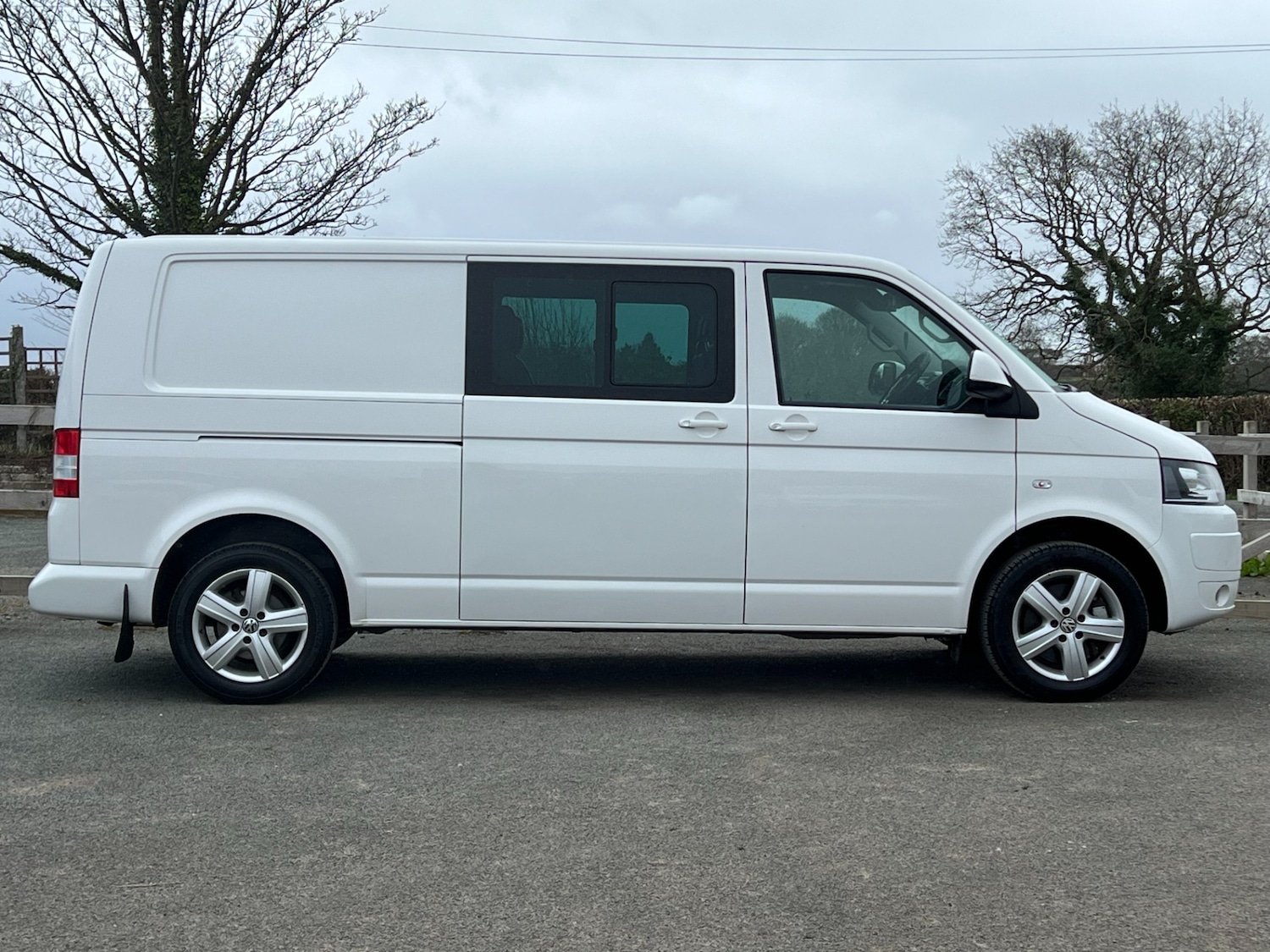 Used Volkswagen Transporter 2015 for sale - 77997600: Photo 25