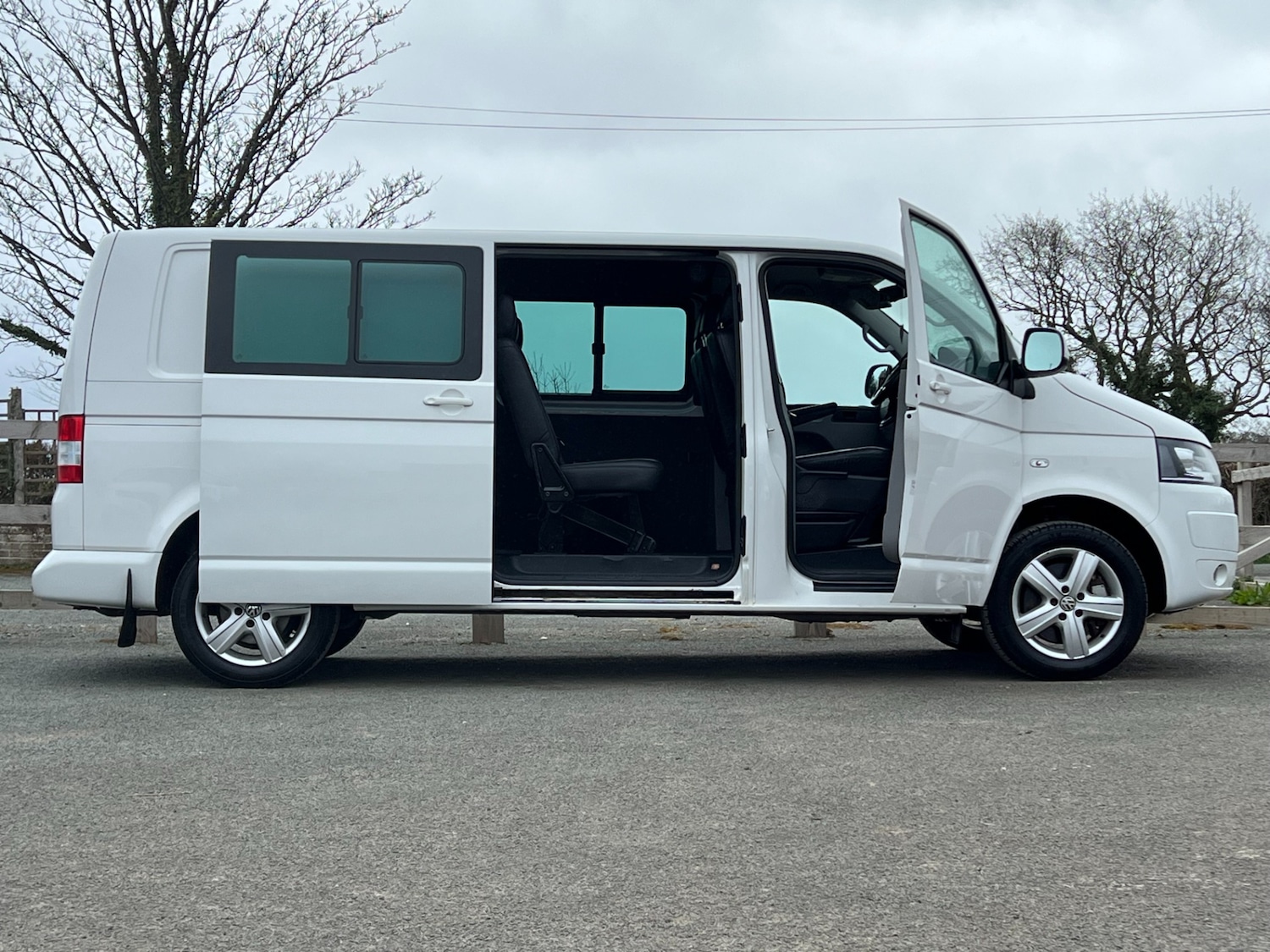 Used Volkswagen Transporter 2015 for sale - 77997600: Photo 7