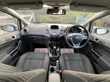 Used Ford Fiesta 2014 for sale - 76776733: Photo