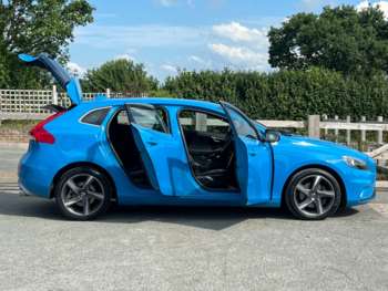 Used Volvo V40 2016 for sale - 74994889: Photo