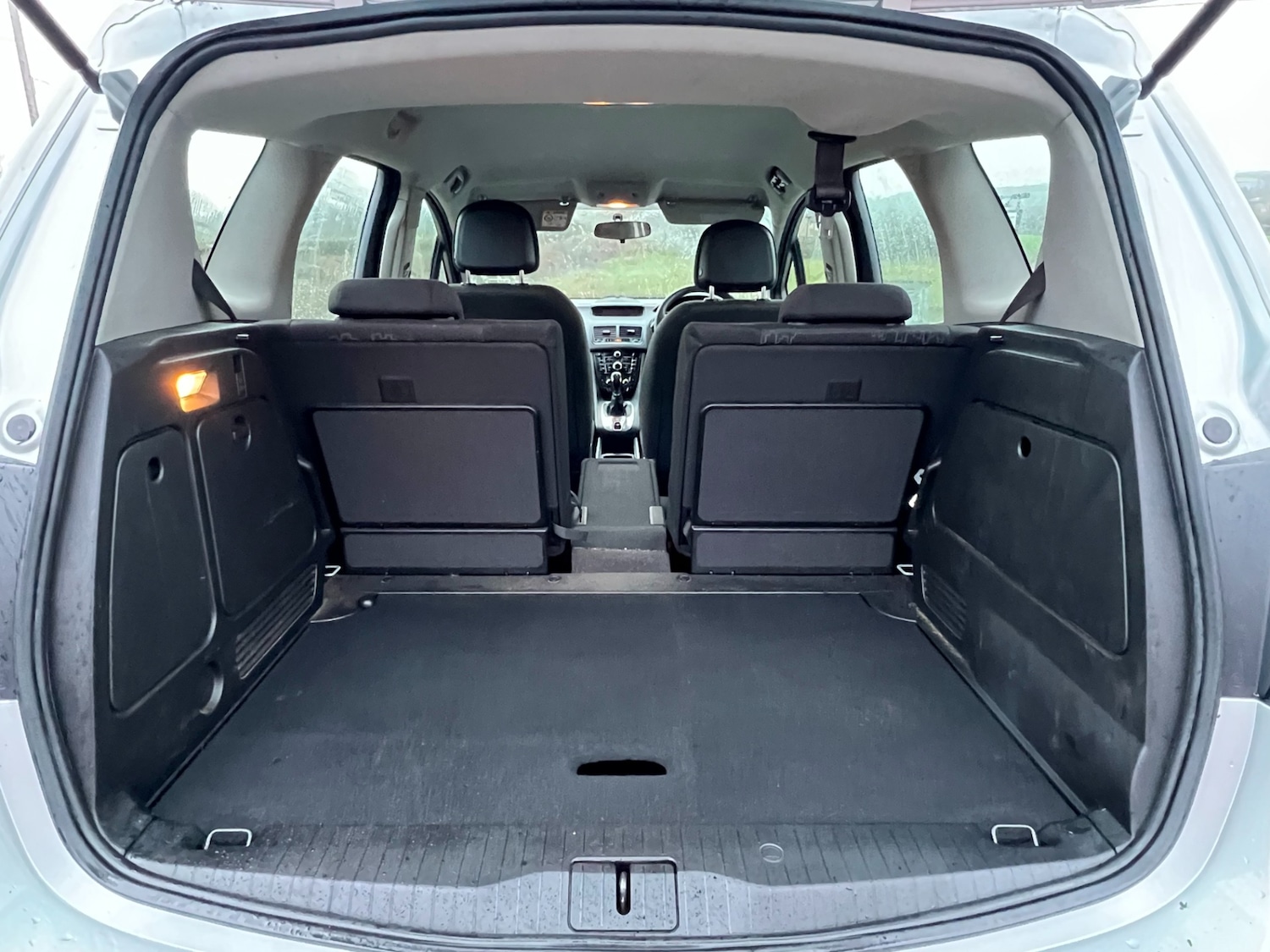 Used Vauxhall Meriva 2015 for sale - 77183312: Photo 25