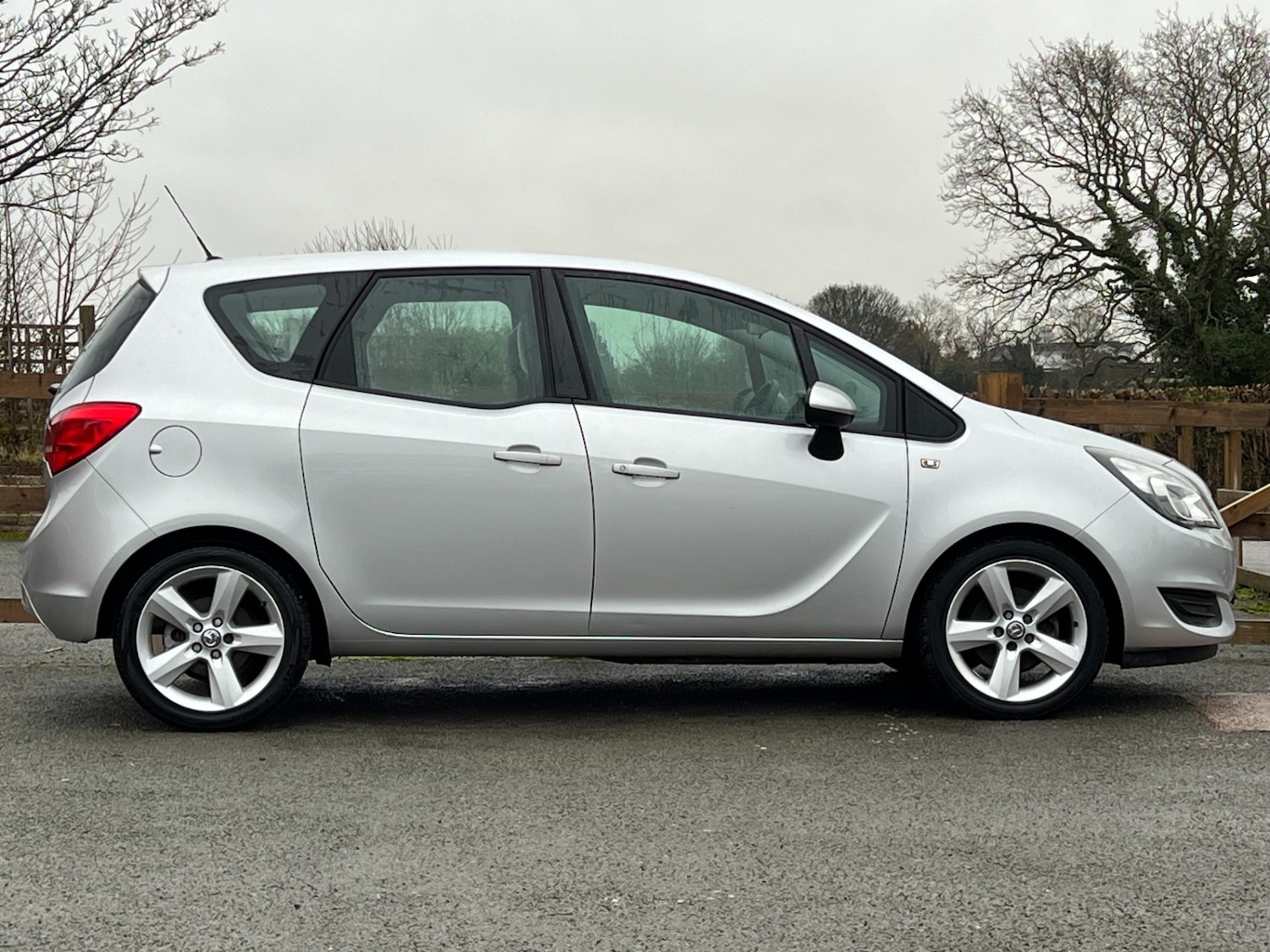 Used Vauxhall Meriva 2015 for sale - 77183312: Photo 5