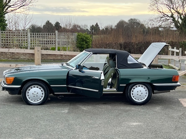 Used Mercedes-Benz S Class 1982 for sale - 72986432: Photo 8