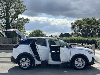 Used Peugeot 3008 2017 for sale - 79347225: Photo