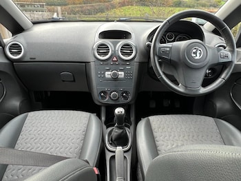 Used Vauxhall Corsa 2012 for sale - 76477382: Photo
