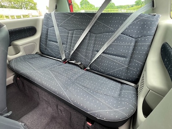 Used Renault Clio 2002 for sale - 77760556: Photo
