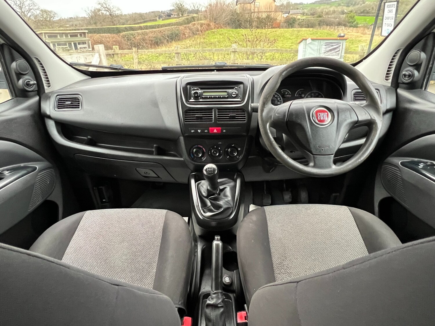 Used Fiat Doblo 2014 for sale - 76877334: Photo 29