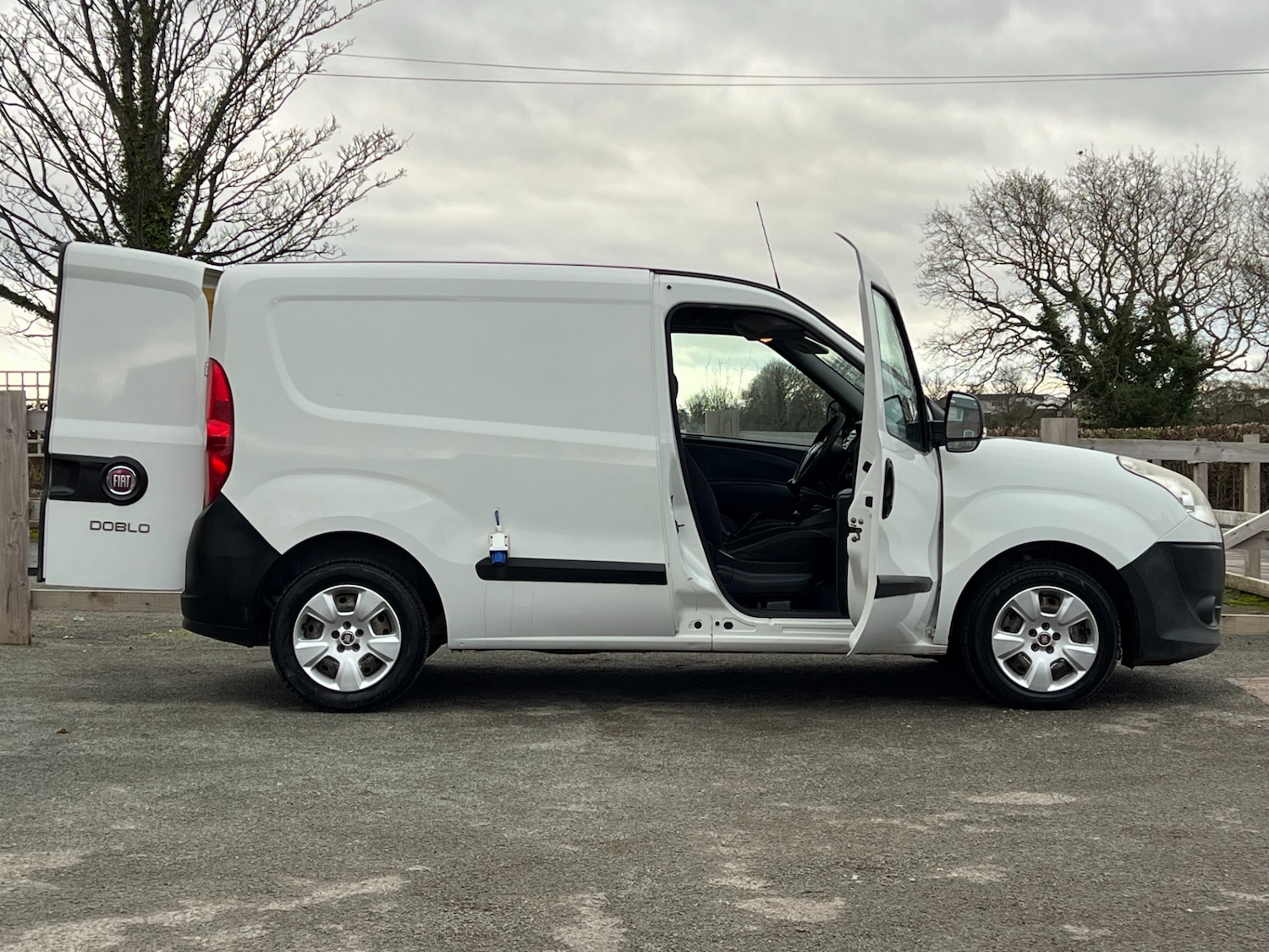 Used Fiat Doblo 2014 for sale - 76877334: Photo 8