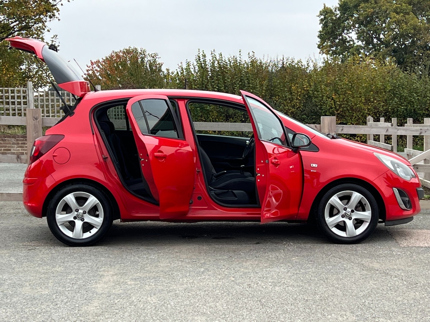Used Vauxhall Corsa 2014 for sale - 76193629: Photo 4